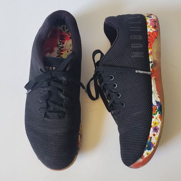 Nobull Outwork Diasy Floral Low Top Lace Up Sneakers Black Active Athleisure - Picture 1 of 11